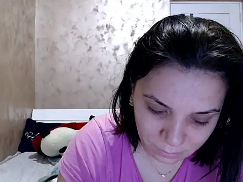 Snapshot of LorraGrey chatting on 02-11-26, 04:23 LorraGrey online show from 02-11-26, 04:23