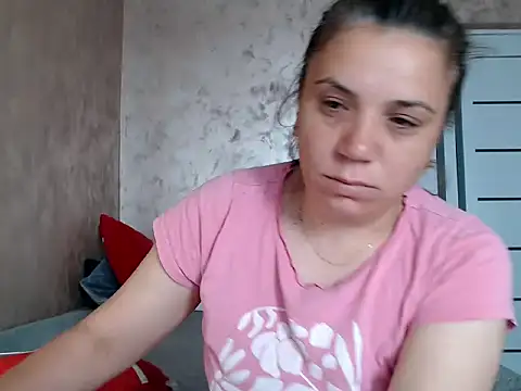 Snapshot of LorraGrey chatting on 06-04-26, 04:17 LorraGrey online show from 06-04-26, 04:17