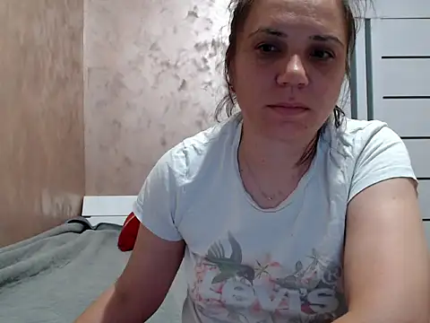 LorraGrey online show from 05-31-26, 07:58