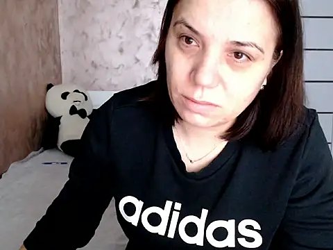 Snapshot of LorraGrey chatting on 02-10-26, 06:45 LorraGrey online show from 02-10-26, 06:45