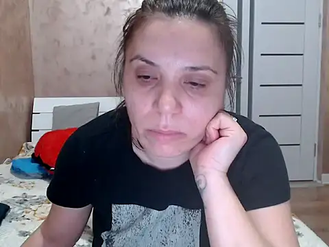 LorraGrey online show from 04-01-26, 07:33