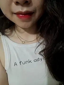 Snapshot of NinaKey chatting on 03-02-26, 07:48 NinaKey online show from 03-02-26, 07:48