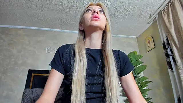 LannaQuinn online show from 05-31-26, 03:12