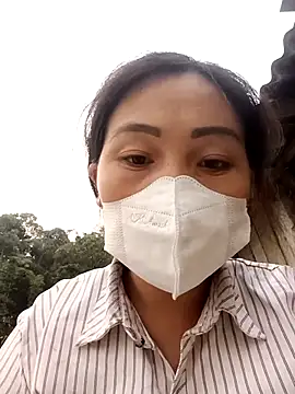 hot-luna- online show from 03-29-26, 11:01