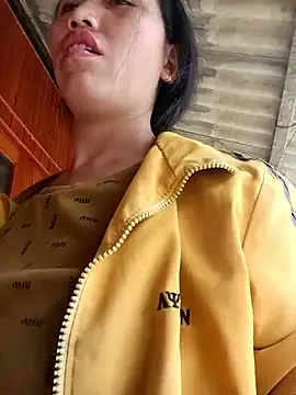 hot-luna- online show from 04-04-26, 02:40