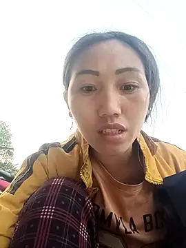 hot-luna- online show from 03-26-26, 10:57