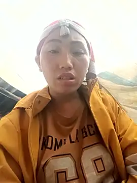 hot-luna- online show from 02-10-26, 09:08