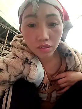 hot-luna- online show from 02-12-26, 10:37