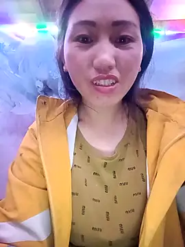 hot-luna- online show from 03-21-26, 09:19