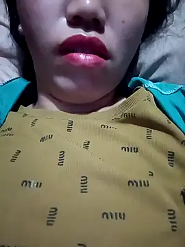 hot-luna- online show from 02-21-26, 09:50