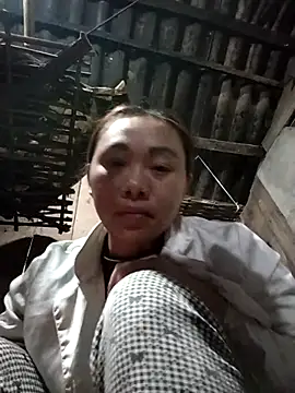 Snapshot of Bella-222 chatting on 02-11-26, 12:10 Bella-222 online show from 02-11-26, 12:10