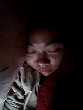 Snapshot of Bella-222 chatting on 02-08-26, 09:23 Bella-222 online show from 02-08-26, 09:23