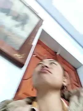 Snapshot of Bella-222 chatting on 02-08-26, 04:54 Bella-222 online show from 02-08-26, 04:54