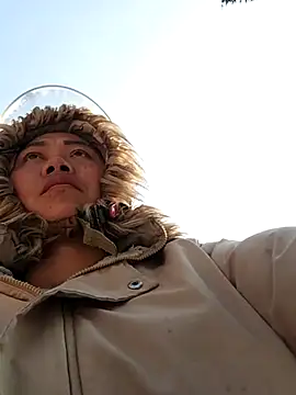 Snapshot of Bella-222 chatting on 02-16-26, 09:08 Bella-222 online show from 02-16-26, 09:08