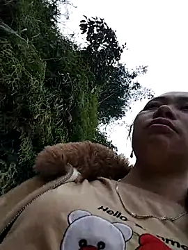 Snapshot of Bella-222 chatting on 02-17-26, 09:17 Bella-222 online show from 02-17-26, 09:17