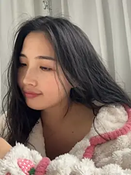 Snapshot of mimi-love13 chatting on 03-01-26, 06:02 mimi-love13 online show from 03-01-26, 06:02