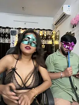 Snapshot of pooja_sexy79 chatting on 04-29-26, 06:14 pooja sexy79 online show from 04-29-26, 06:14
