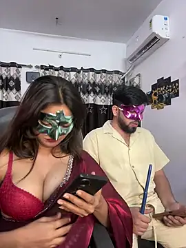 Snapshot of pooja_sexy79 chatting on 04-25-26, 05:54 pooja sexy79 online show from 04-25-26, 05:54