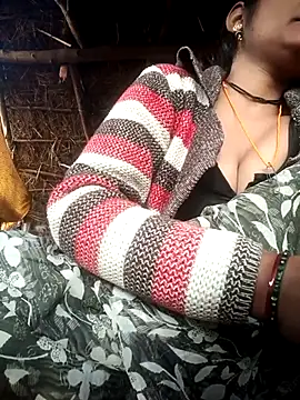 Hotty raghni online show from 02-09-26, 03:04