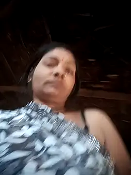 Hotty raghni online show from 02-15-26, 03:18