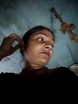 Hotty raghni online show from 02-16-26, 03:10