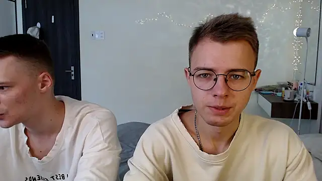 NikiKerryCum online show from 06-12-26, 03:48