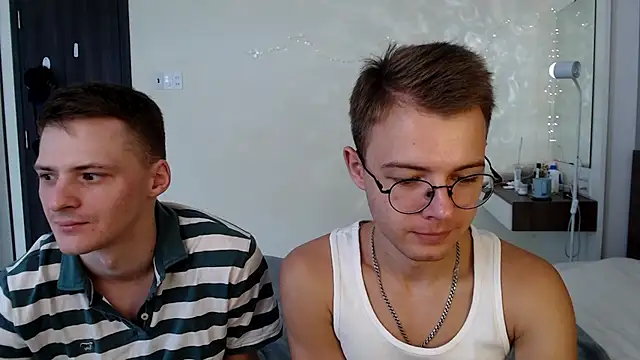 NikiKerryCum online show from 06-25-26, 01:58