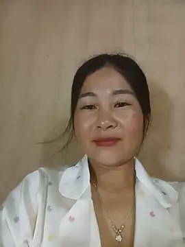 Snapshot of Dunk-namic chatting on 06-17-26, 01:38 Dunk-namic online show from 06-17-26, 01:38