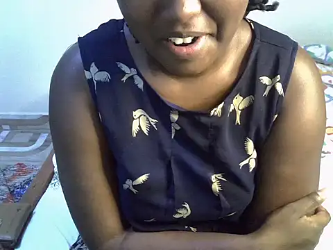 Snapshot of thendo1523 chatting on 02-12-26, 07:13 thendo1523 online show from 02-12-26, 07:13