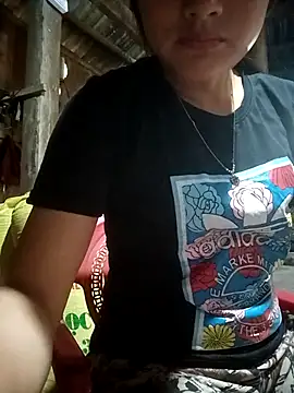 Momo-biki online show from 07-18-26, 12:19