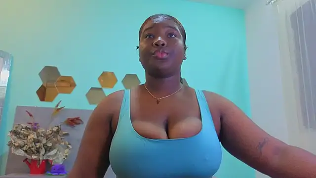 DanielaGil7 online show from 03-14-26, 12:11