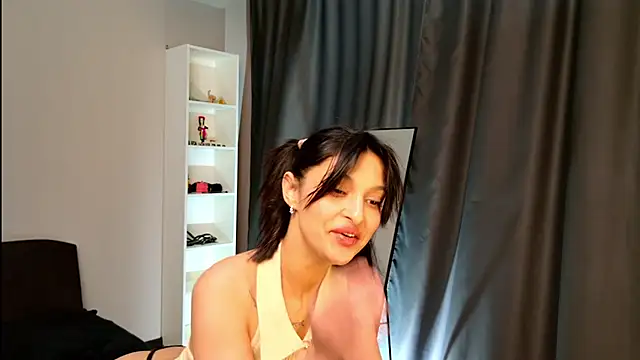 Snapshot of Eva_Sterling_ chatting on 02-01-26, 01:31 Eva Sterling online show from 02-01-26, 01:31