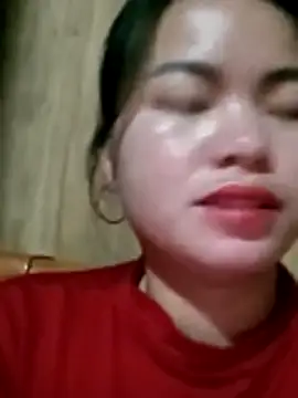 Snapshot of emlylyxinh chatting on 02-16-26, 01:10 emlylyxinh online show from 02-16-26, 01:10