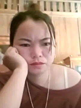 Snapshot of emlylyxinh chatting on 02-26-26, 08:25 emlylyxinh online show from 02-26-26, 08:25