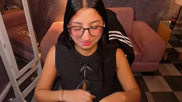 Sophie jones b online show from 05-08-26, 12:42