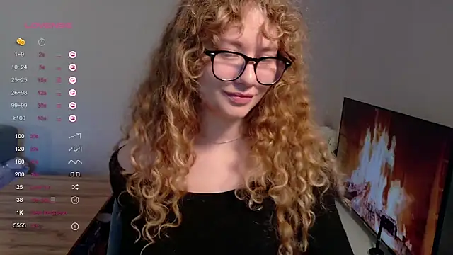 Milounee online show from 05-17-26, 08:36