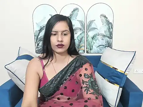 sara conorr online show from 02-18-26, 04:54