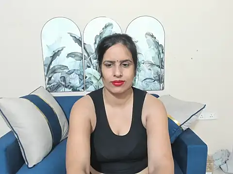 sara conorr online show from 05-26-26, 03:48