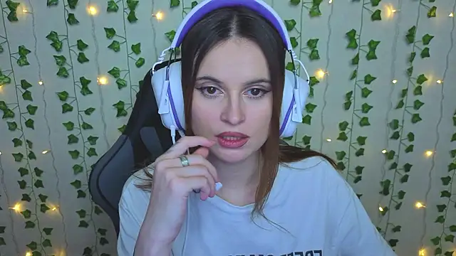 AliceIMonta online show from 02-21-26, 12:18