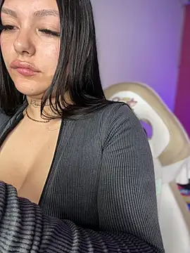 Snapshot of Miia__Taylor chatting on 03-28-26, 02:56 Miia Taylor online show from 03-28-26, 02:56