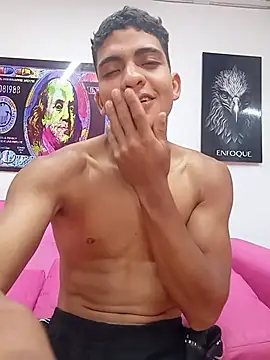 Snapshot of NikoHot_anatole chatting on 06-07-26, 01:49 NikoHot anatole online show from 06-07-26, 01:49