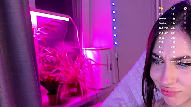 lunawho online show from 05-07-26, 08:01