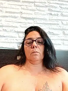 Snapshot of pulpeuse64 chatting on 06-10-26, 10:27 pulpeuse64 online show from 06-10-26, 10:27