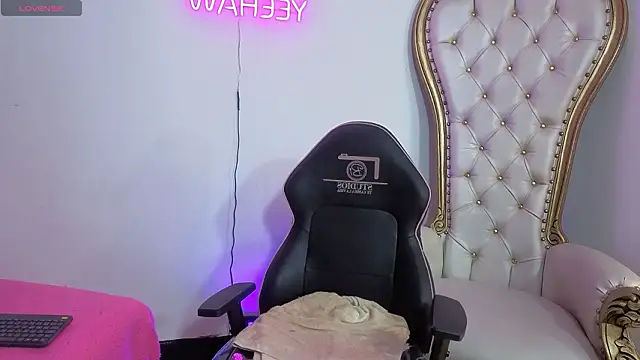 MILAH TAY online show from 03-29-26, 03:19