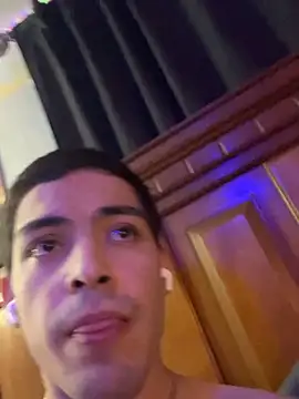 Tupapi696969q online show from 04-14-26, 04:39