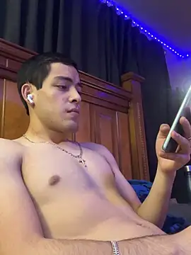 Tupapi696969q online show from 04-13-26, 06:39