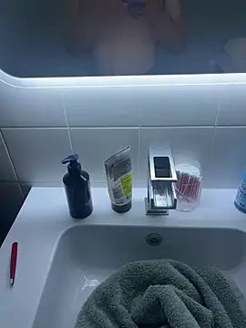 Snapshot of laoloooo chatting on 02-27-26, 08:52 laoloooo online show from 02-27-26, 08:52