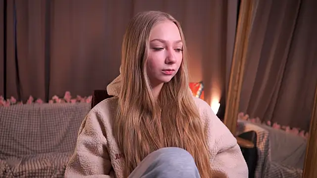 Snapshot of JosetteWeakly chatting on 02-28-26, 06:13 JosetteWeakly online show from 02-28-26, 06:13