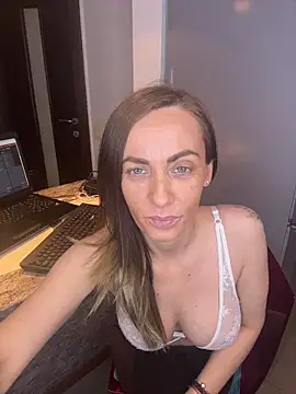 DivineAmely online show from 03-16-26, 08:22