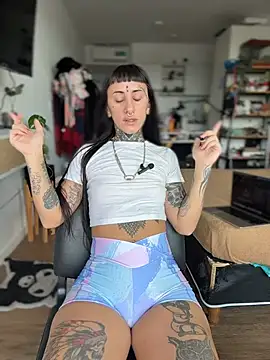 xsadtanas online show from 02-24-26, 04:41